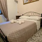 招待所 Dietro Al Corso 3*