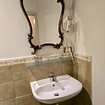 招待所 Dietro Al Corso 比萨