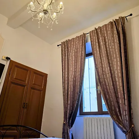 Dietro Al Corso Pisa