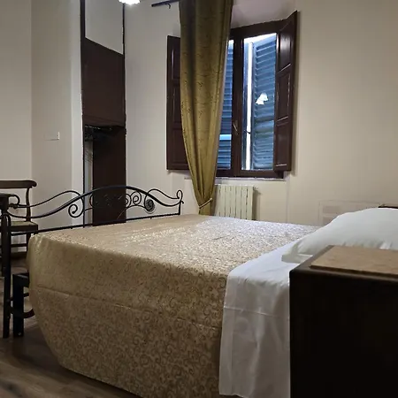 Dietro Al Corso Konukevi